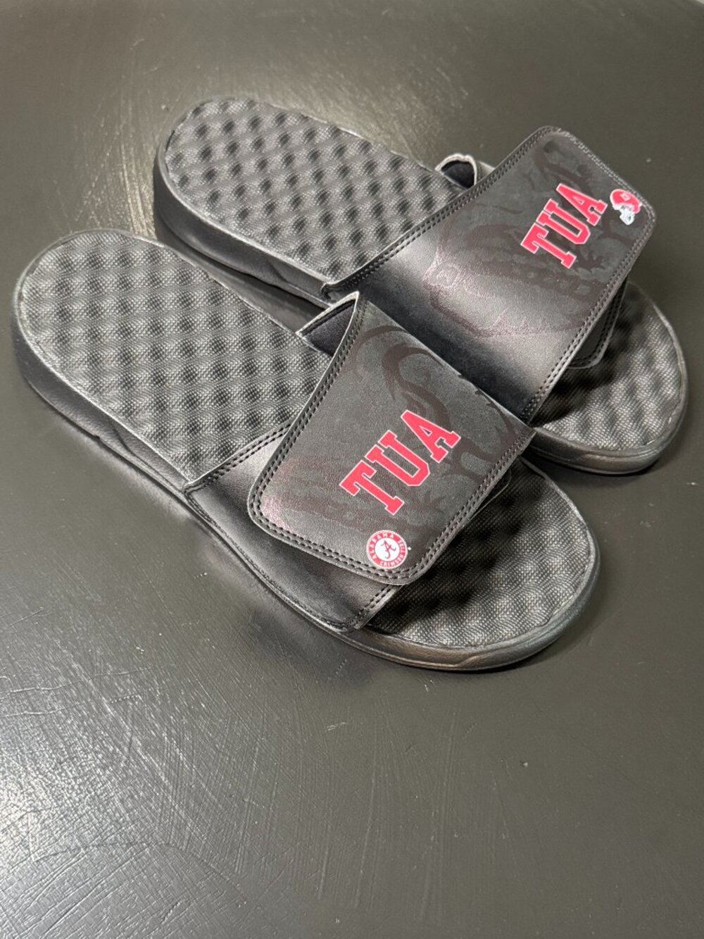 ISLIDE ALABAMA Tua Tagovailoa Black Crimson Tide Player Tonal Pop Slide Sandals